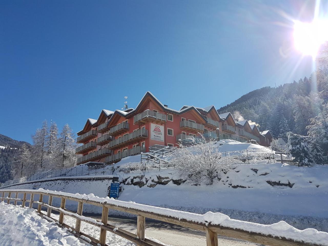Residence Adamello Resort Понте ди Леньо Екстериор снимка